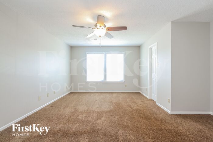 Building Photo - 6632 Sonesta Dr