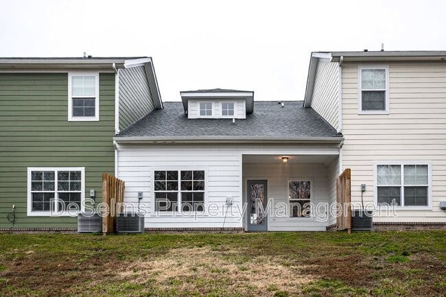 Building Photo - 5054 Gracious Dr
