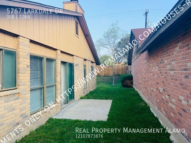 Building Photo - 5767 Larkdale Dr