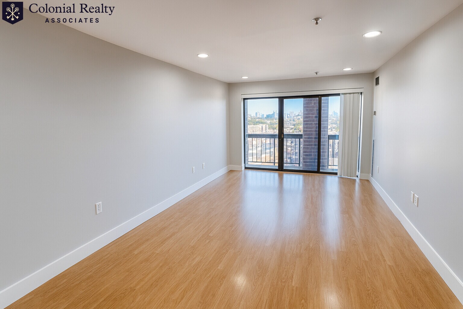 Building Photo - 15 N Beacon St