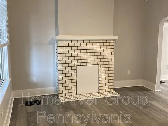 Building Photo - 2809 Pyramid Ave