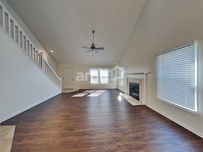 Building Photo - 1531 Mallard Cir E