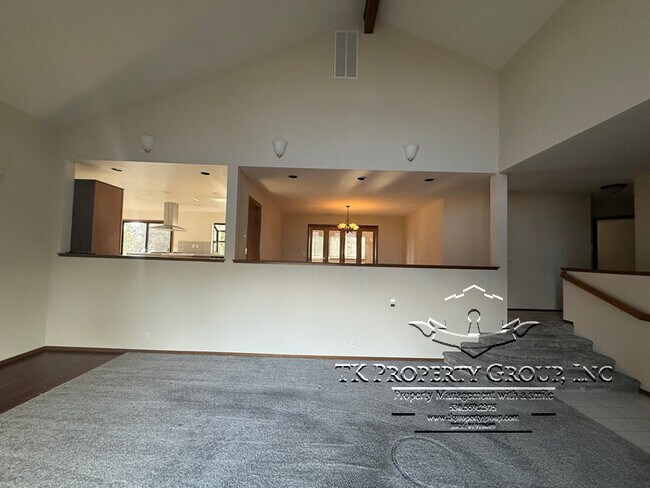Building Photo - 17574 Patricia Way