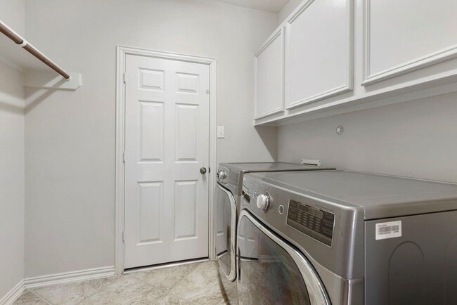 Building Photo - 80 W Frontera Cir