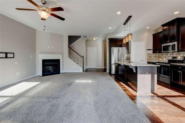 Building Photo - 7601 Summer Berry Ln