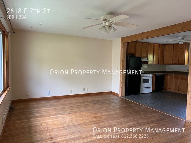 Building Photo - 2618 E 7th St