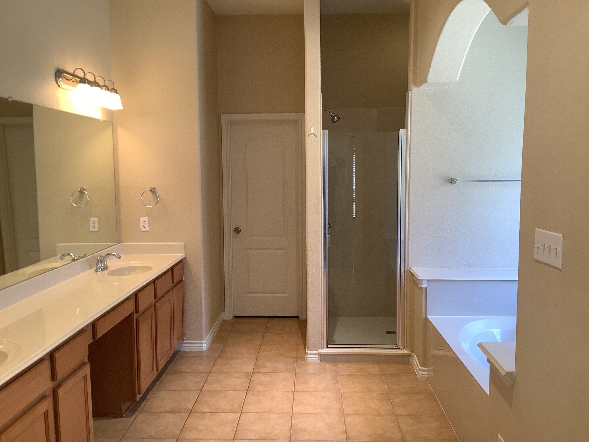 Building Photo - 1506 Melanie Trl
