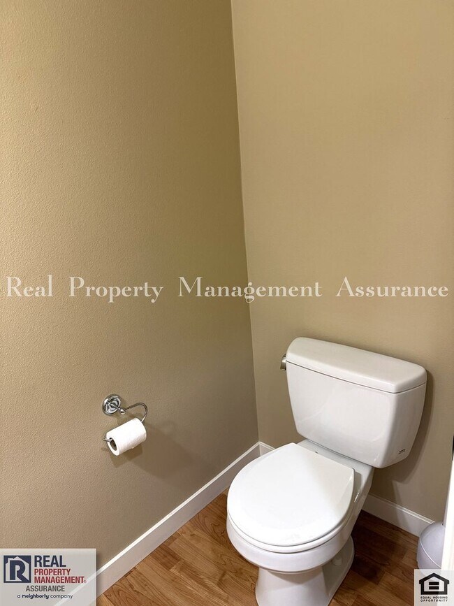 Building Photo - 13933 SW Walnut Creek Way