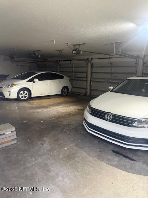 Building Photo - 197 Jardin De Mer Pl