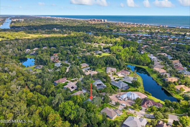 Building Photo - 9 Creek Side Dr