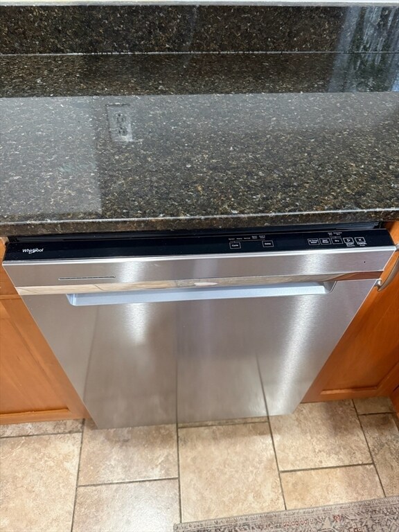 Building Photo - 117 Sutherland Rd