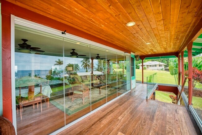 Building Photo - 16 Kuikahi St