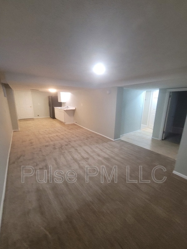 Building Photo - 2222 Oakland Ave