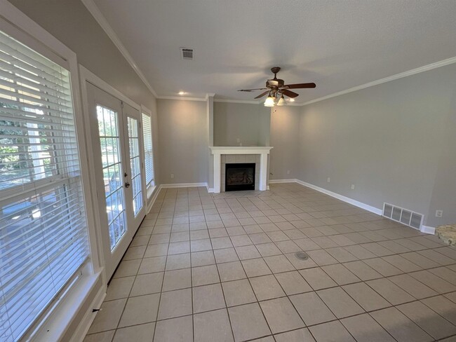 Building Photo - 850 Cold Creek Cove