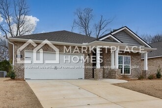Building Photo - 174 River Pointe Dr