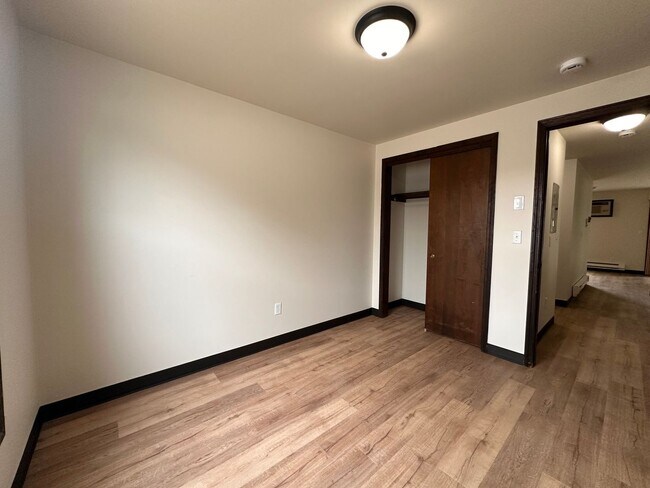 Building Photo - 2261 Imperial Ln