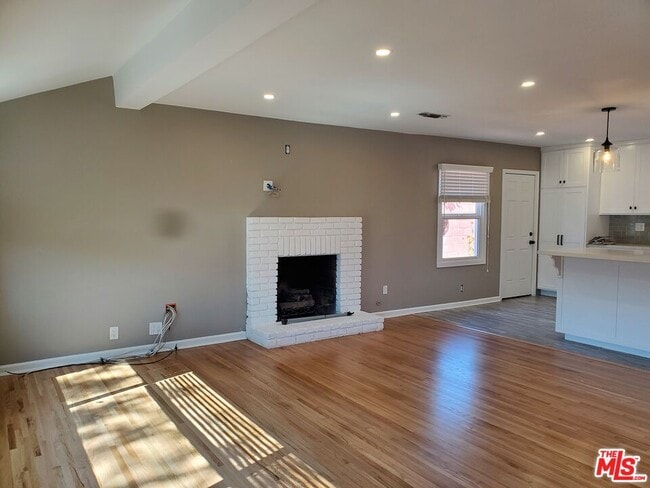 Building Photo - 11286 Hayter Ave