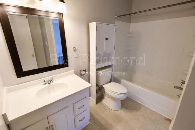 Building Photo - 1507 Lakeview Ave