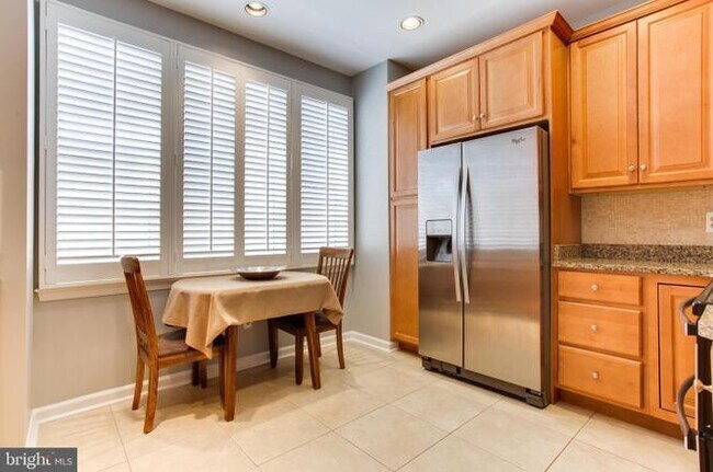 Building Photo - 7021 Haycock Rd