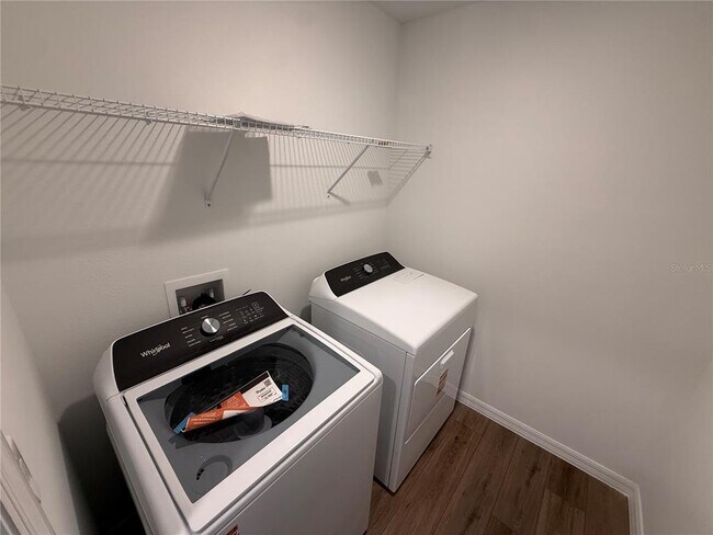 Building Photo - 3947 Altitude Run