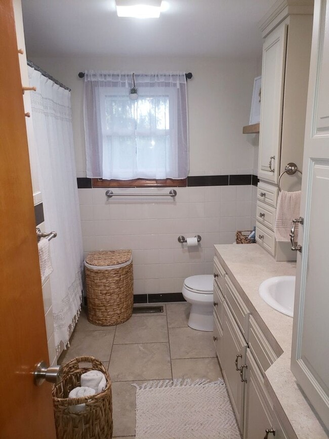 Building Photo - 3 Bedroom Ranch Style Home in Mount Joy!