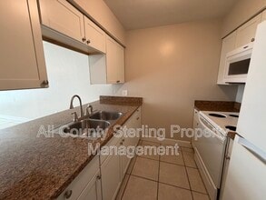 Building Photo - 1718 SW 69th Terrace