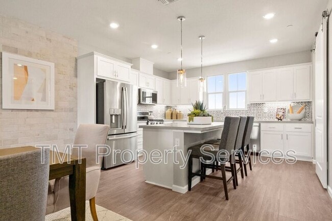 Building Photo - 4439 Rhone Walk