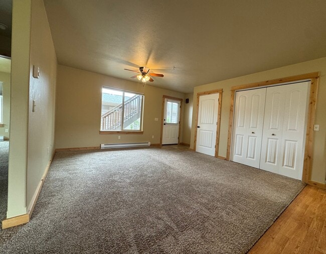 Building Photo - 171 Talon Way