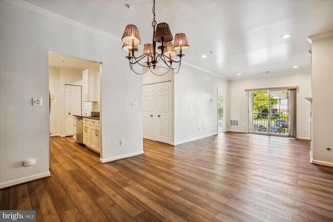 Building Photo - 6533 Grange Ln