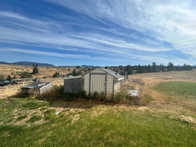 Building Photo - 3 Bed, 2 Bath Home on 5 Acres – Florence, ...