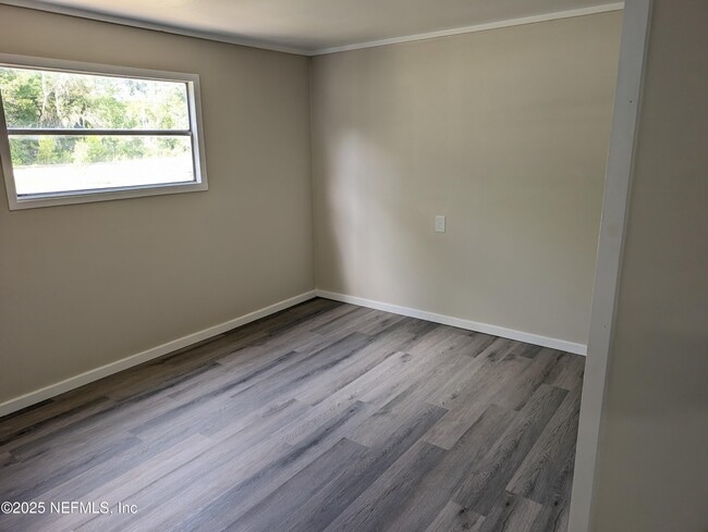 Building Photo - 116 Claudia St