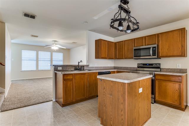 Building Photo - 404 Oxford Dr