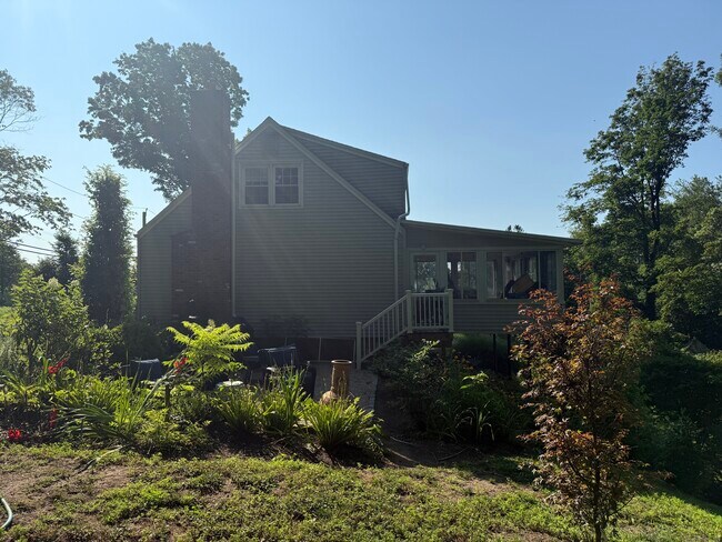Building Photo - 111 Mill Hill Rd