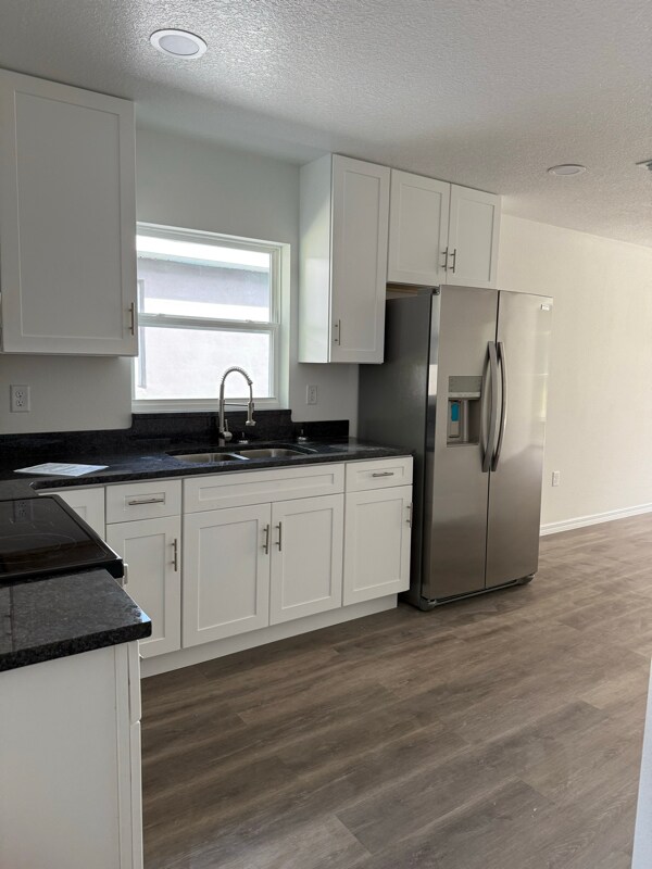 Building Photo - 53 Poplar Rd