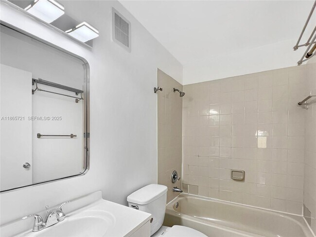 Building Photo - 8515 NW 3rd Ln