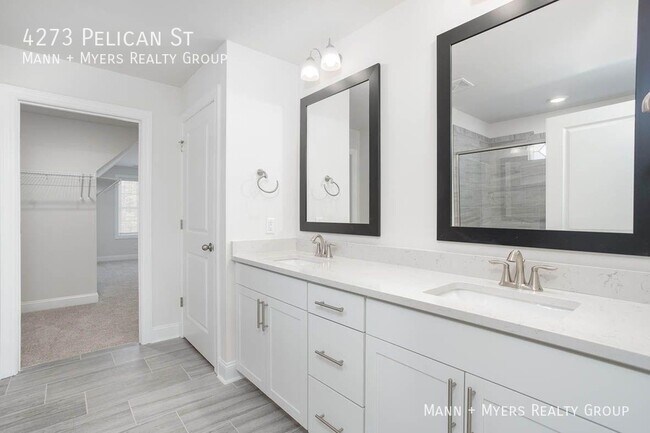 Building Photo - 4273 Pelican St