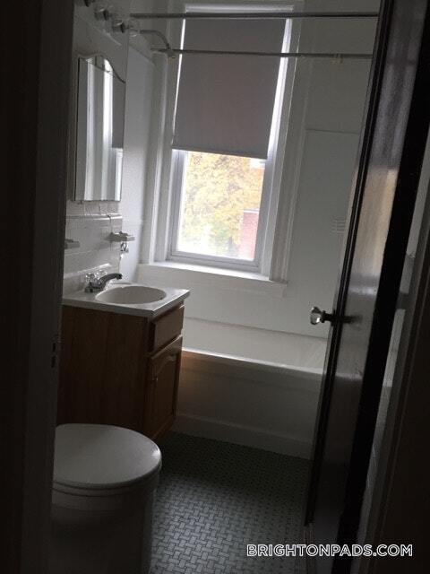 Building Photo - 66 Chiswick Rd