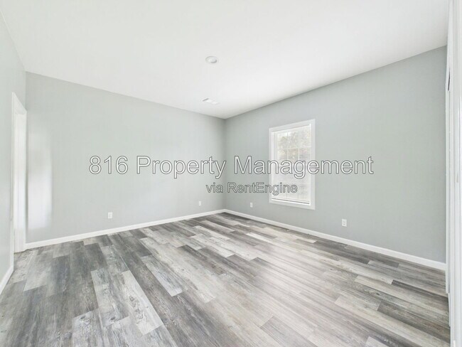 Building Photo - 4100 Waverly Ave