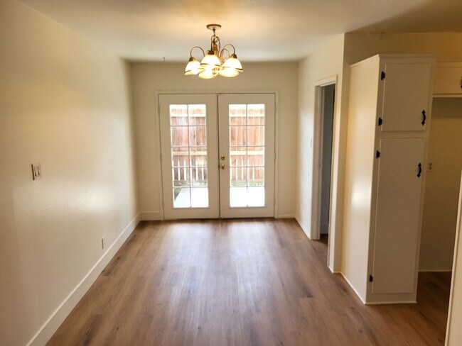 Building Photo - 3351 E Andy St