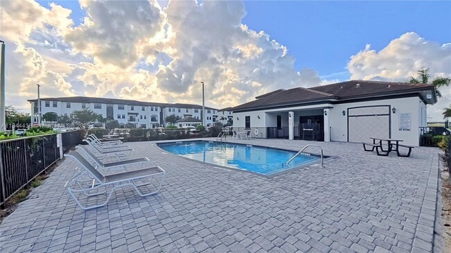 Building Photo - 15500 SW 136th St