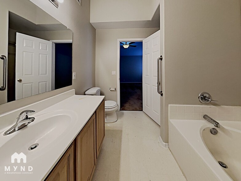 Building Photo - 3310 W Tina Ln