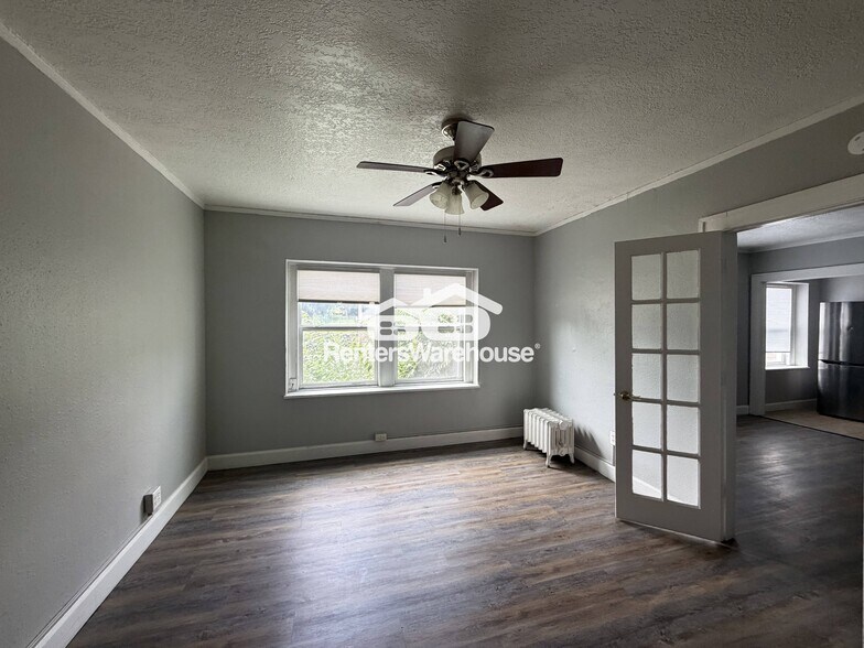 Building Photo - 3607 Ingersoll Ave