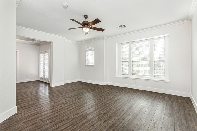 Building Photo - 4738 Coyote Trail