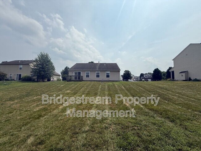 Building Photo - 8694 Plum Creek Ct