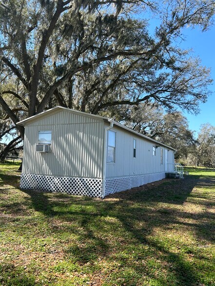 Building Photo - 3986 SE 150th St