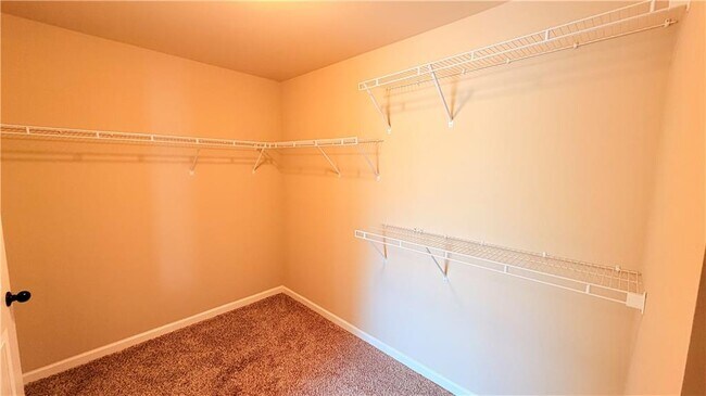 Building Photo - 2755 Morgan Glen Rd NE