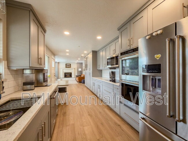 Building Photo - 76 W 1300 S