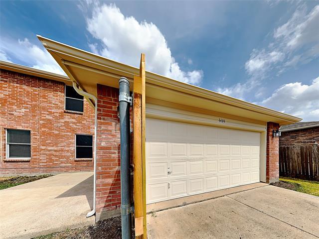 Building Photo - 1405 Evergreen St