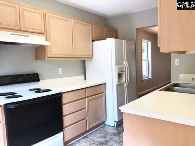 Building Photo - 16 Heritage Village Ln