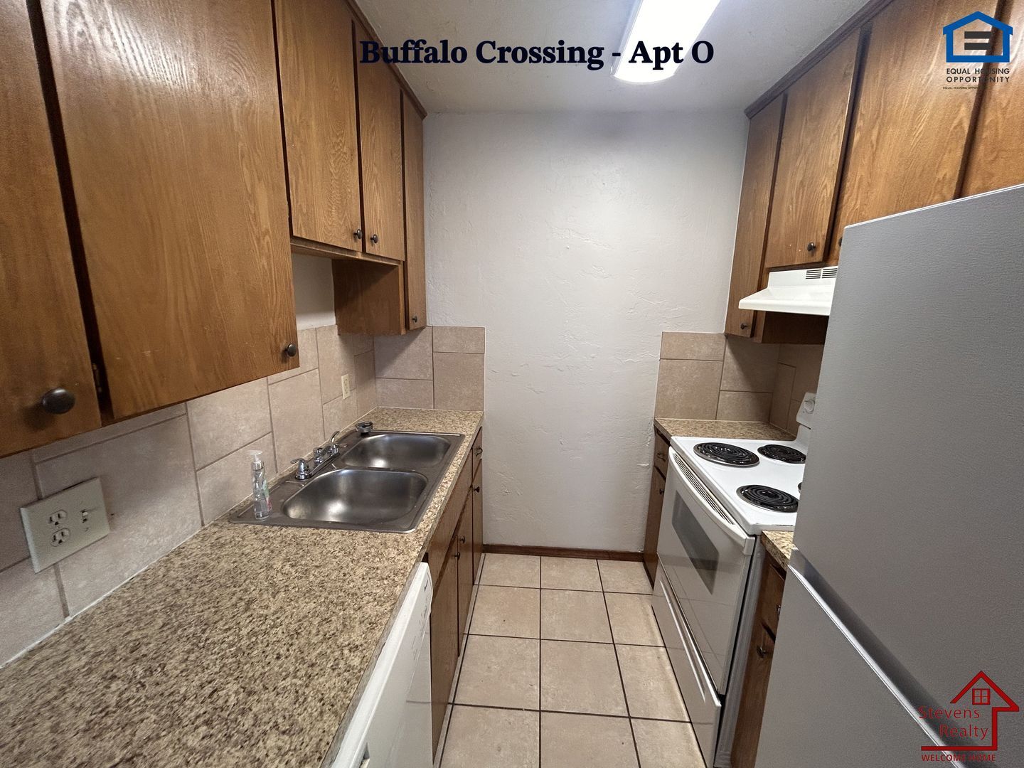 Building Photo - 1912 SW D Ave